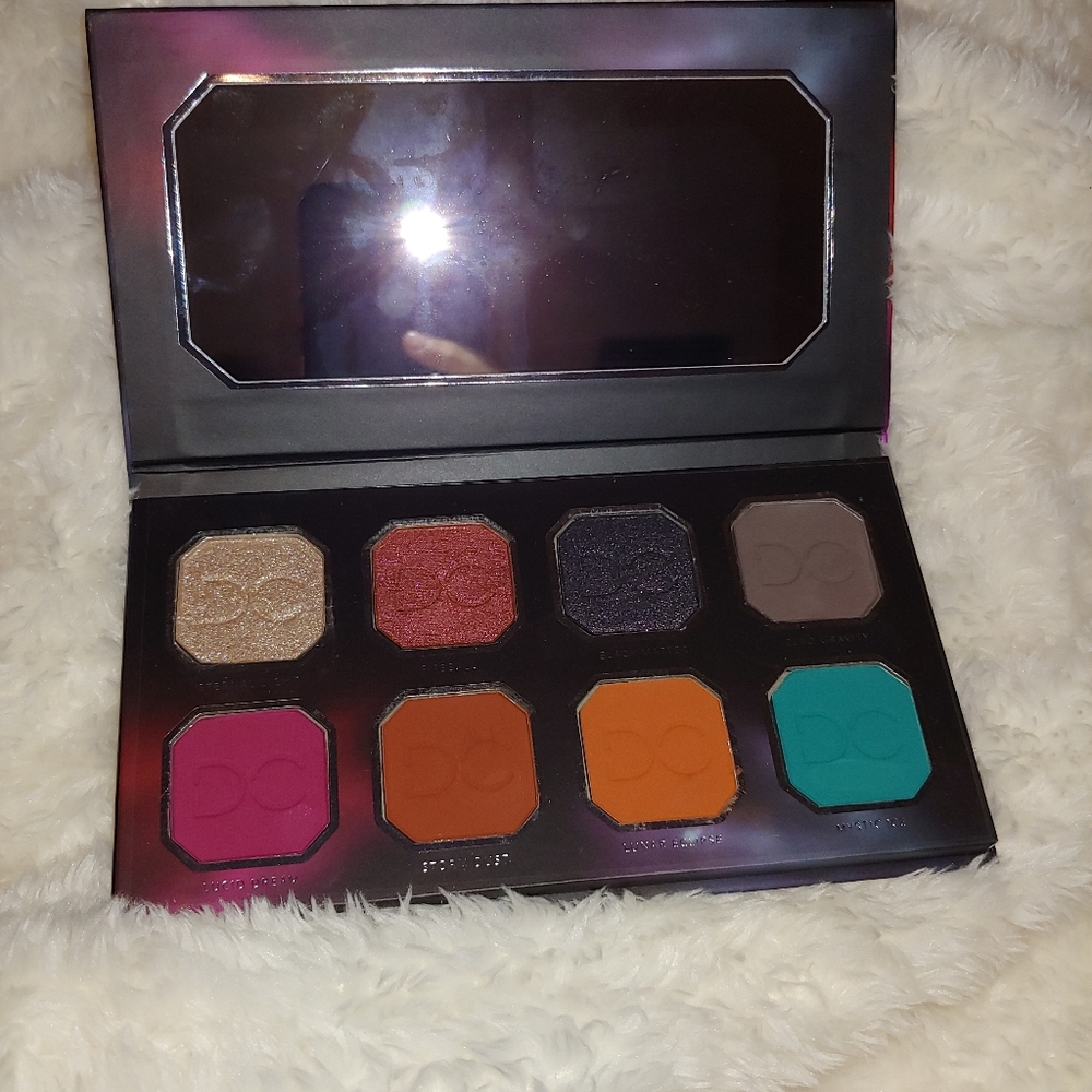 Celestial thunder eye shadow palette! 3/30